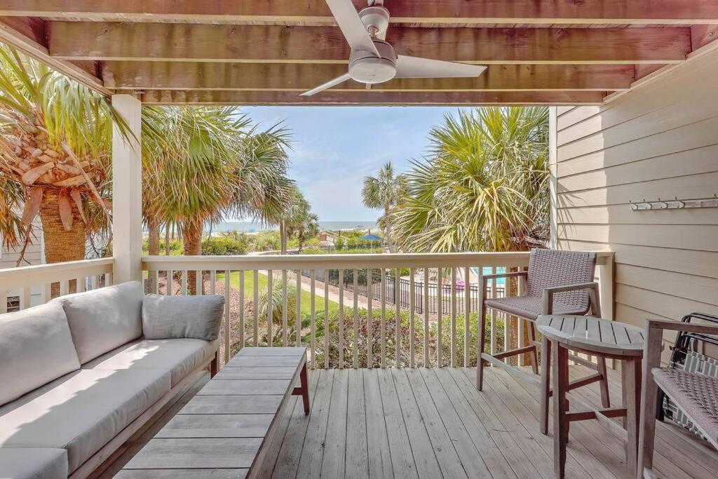 New Listing! Seagrove Villa 3A - Luxurious Ocean View! Isle of Palms Extérieur photo